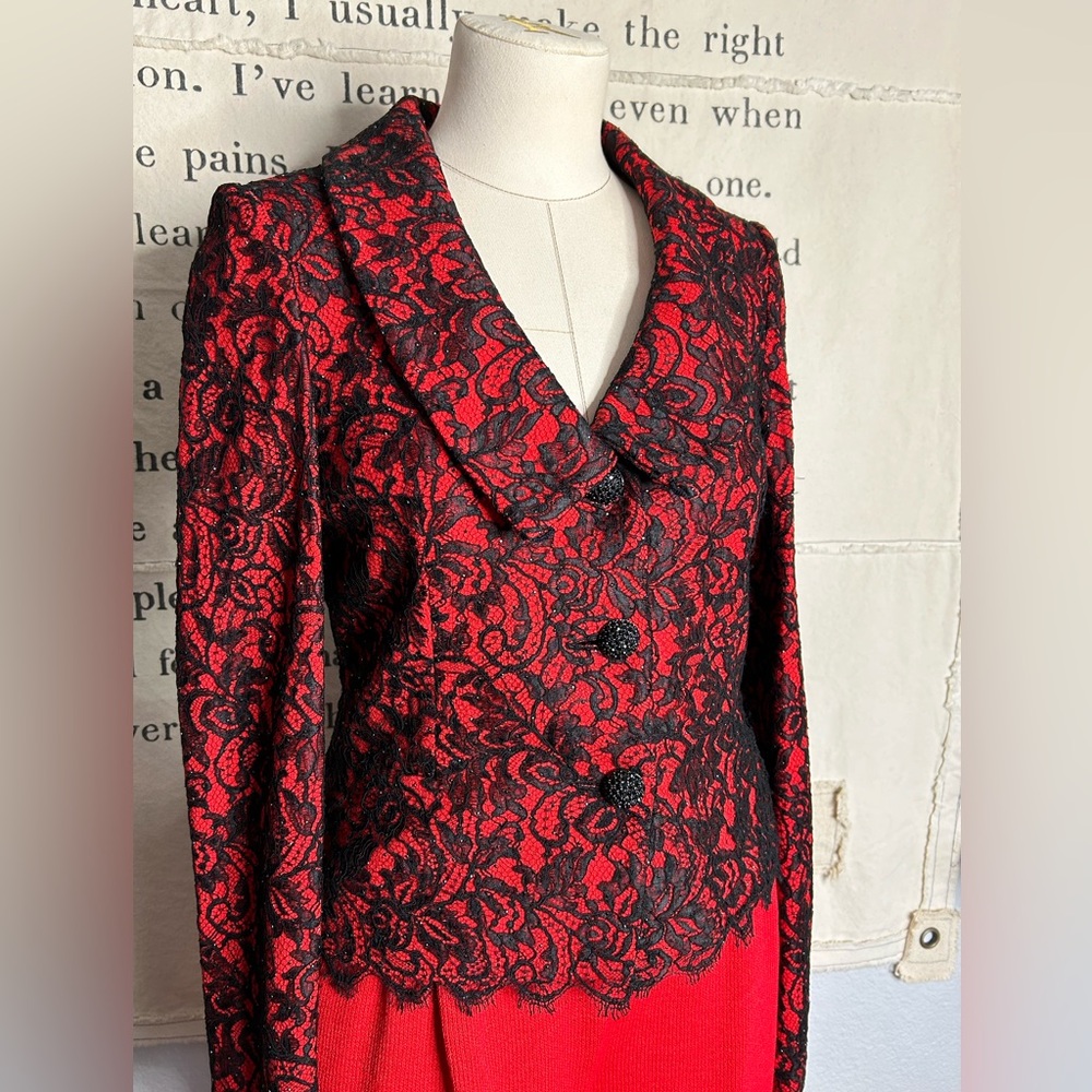 St.John floral lace jacket in Crimson with red Santana knit pants - Picture 3 of 6